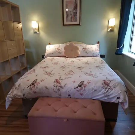 Brook Apartment